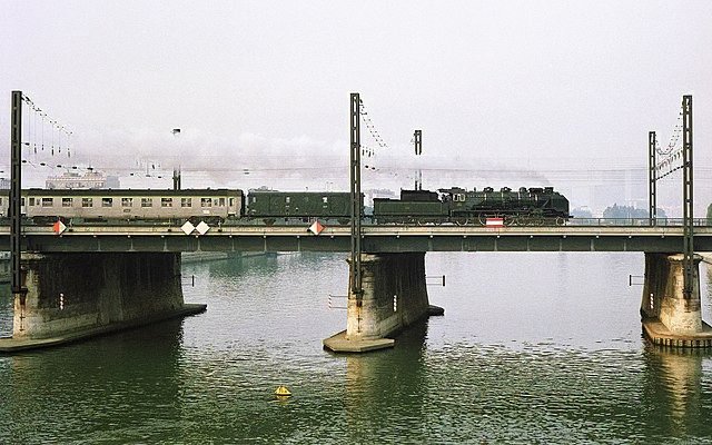 preview place_bridge_trains