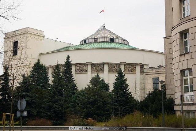 preview polish_houses_of_parliament